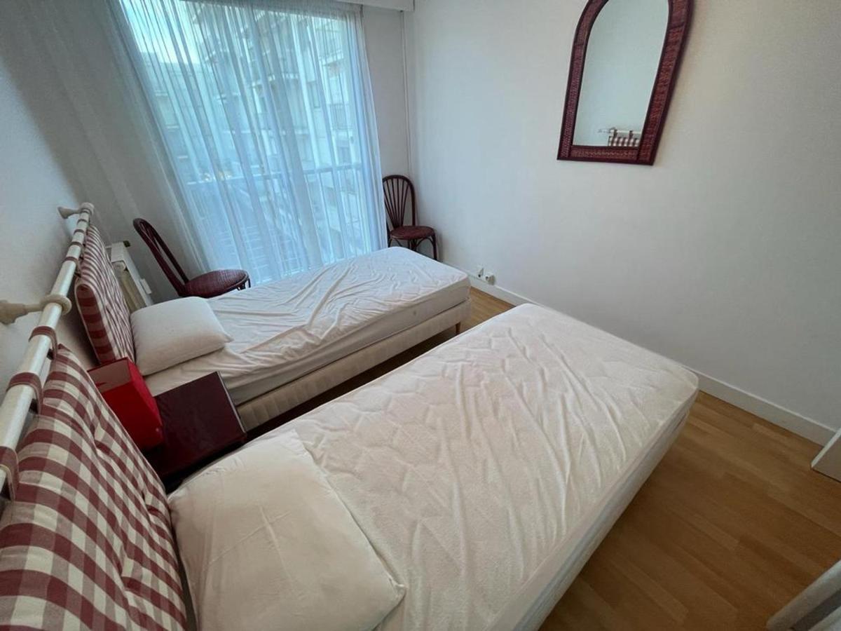Appartement T4 Avec Parking, Balcon Et Proche Commerces A Biarritz - Fr-1-239-921 Exterior foto